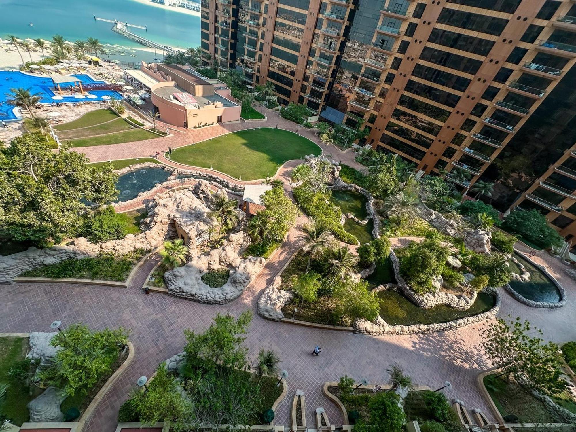 Modern Beachfront 1Br Apartment - Tiara Residence Dubai Ngoại thất bức ảnh