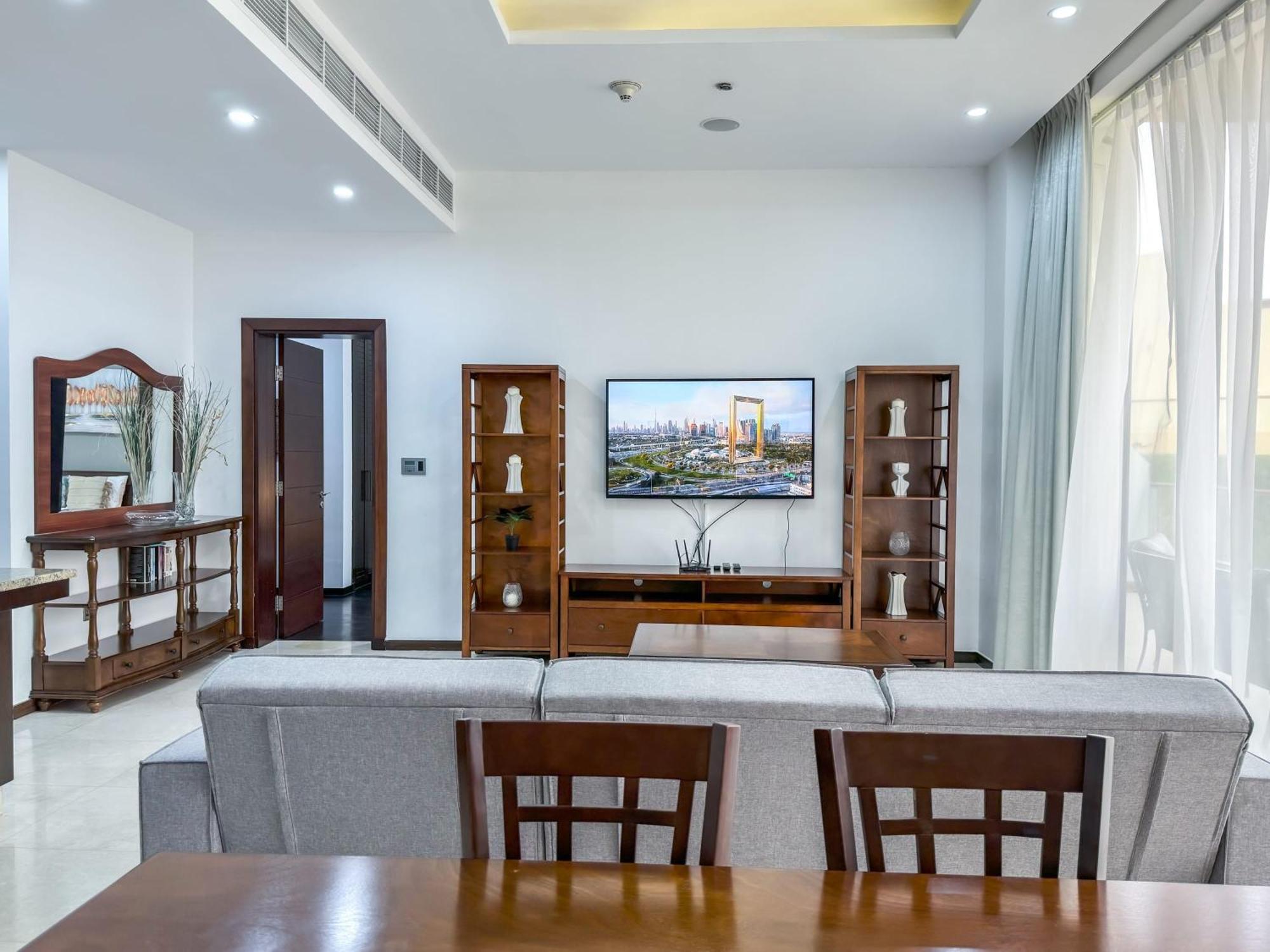 Modern Beachfront 1Br Apartment - Tiara Residence Dubai Ngoại thất bức ảnh